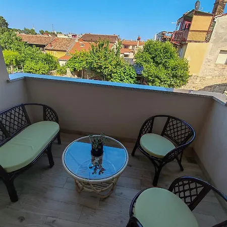 Gigio 55m2 Amphitheater With Free Parking * Pula