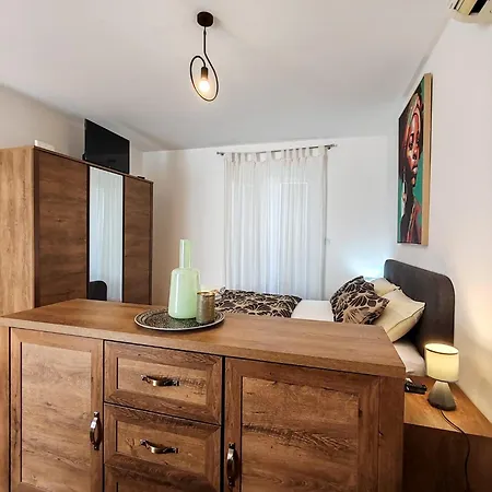 Апартаменты Gigio Apartments 55M2 Amphitheater With Free Parking *