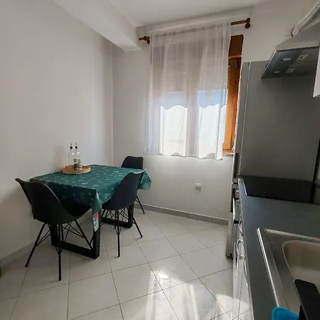 Апартаменты Gigio Apartments 55M2 Amphitheater With Free Parking Пула